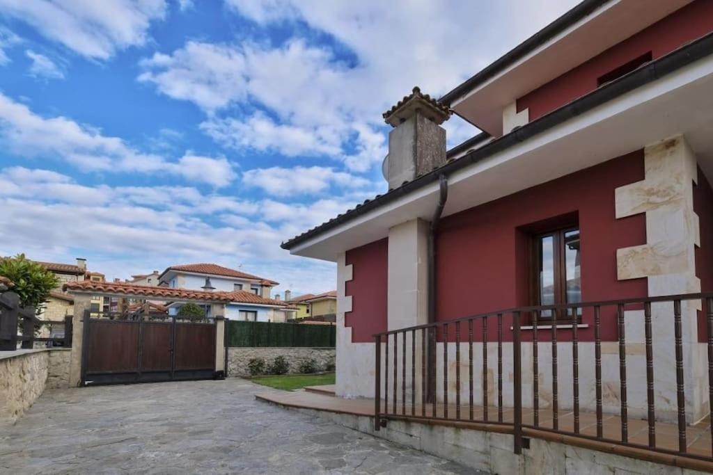 Vivienda Vacacional El Remanso De Коломбрес Экстерьер фото