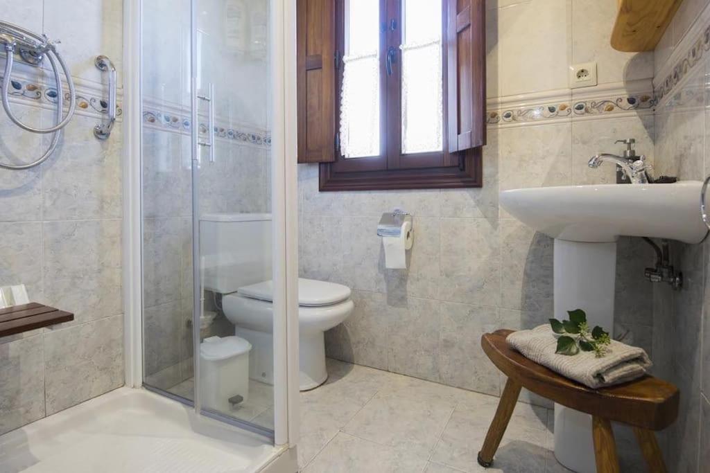 Vivienda Vacacional El Remanso De Коломбрес Экстерьер фото